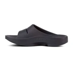OOfos Unisex OOahh Slide - Black-Regular (D) 7 OOfos Unisex OOahh Slide - Black-Regular (D) -Sports Shoes 1100BLK shot4 932x680 4335a43b 991e 47b0 a4fb dd9f69537c74