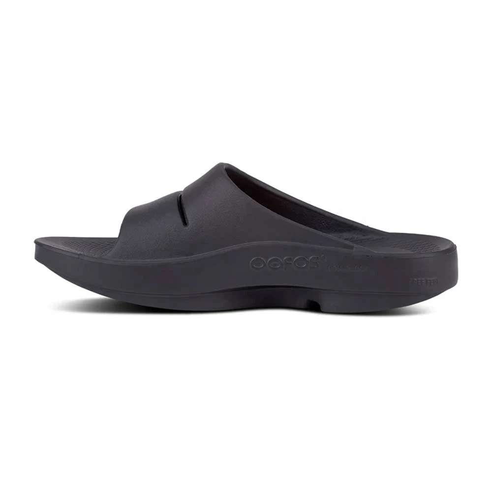 OOfos Unisex OOahh Slide - Black-Regular (D) 4 OOfos Unisex OOahh Slide - Black-Regular (D) - Image 4