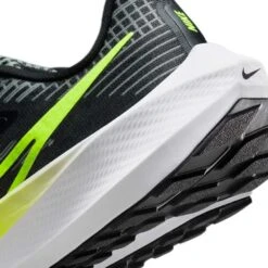 Nike Youth Pegasus 39 Running Shoe- Black/Volt/Barely Volt -Sports Shoes DM4015 002 PHSYD002